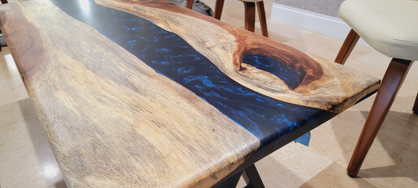 Blue Moon - Coffee River Table