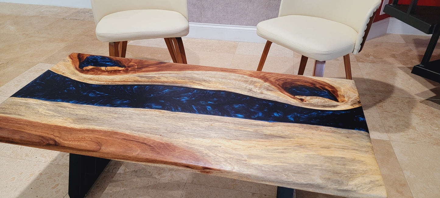 Blue Moon - Coffee River Table